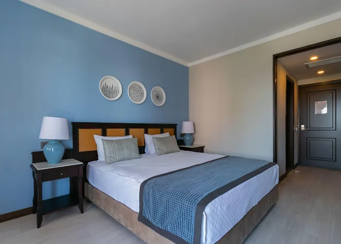 Lara Park Hotel 3*