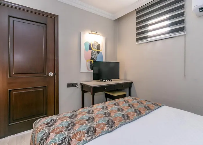 拉拉公园酒店 酒店 3*