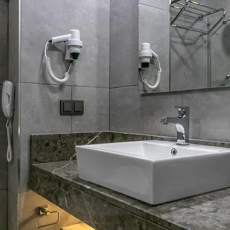 拉拉公园酒店 3* 安塔利亚