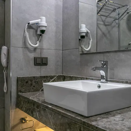 酒店 拉拉公园酒店