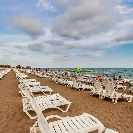 拉拉公园酒店 3*